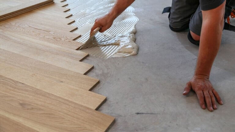 colocación de suelos reformas hogar locales irun donostialdea